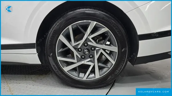 HYUNDAI GRANDEUR EXCLUSIVE
