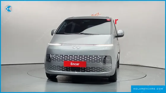 HYUNDAI STARIA CARGO 5-SEATER