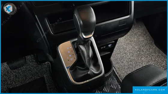 HYUNDAI STARIA CARGO 3-SEATER