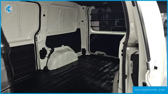 HYUNDAI STARIA CARGO 3-SEATER
