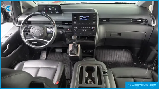 HYUNDAI STARIA CARGO 3-SEATER