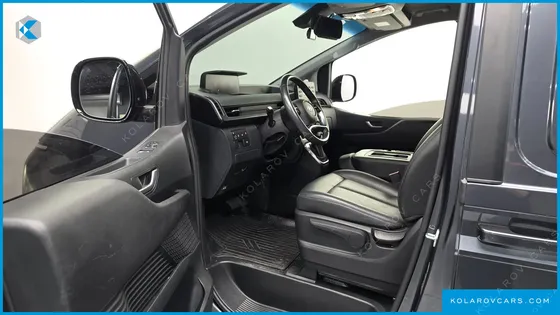 HYUNDAI STARIA CARGO 3-SEATER