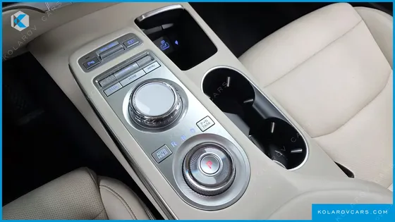 GENESIS GV70 2.5T GASOLINE 2WD