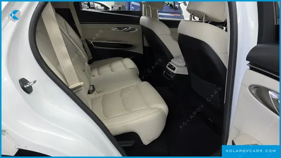 GENESIS GV70 2.5T GASOLINE 2WD