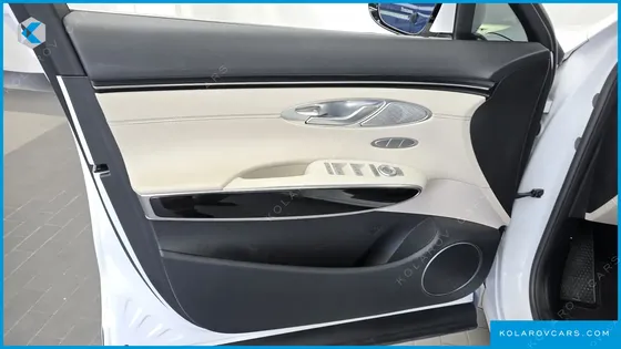 GENESIS GV70 2.5T GASOLINE 2WD