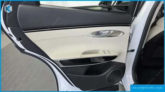 GENESIS GV70 2.5T GASOLINE 2WD