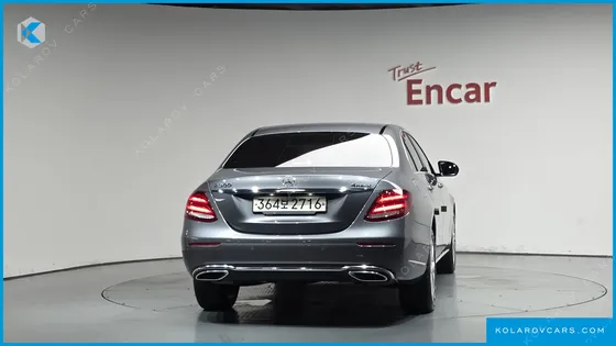 MERCEDES E-CLASS E300 4MATIC EXCLUSIVE