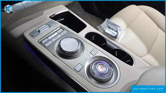 GENESIS GV70 2.5T GASOLINE 2WD