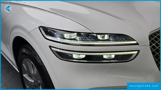 GENESIS GV70 2.5T GASOLINE 2WD