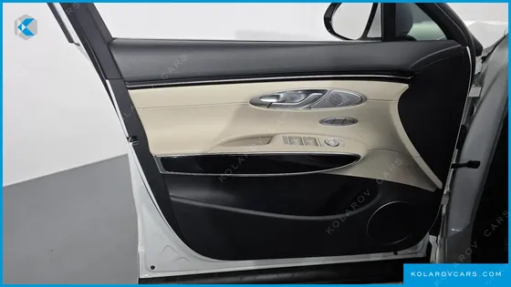 GENESIS GV70 2.5T GASOLINE 2WD