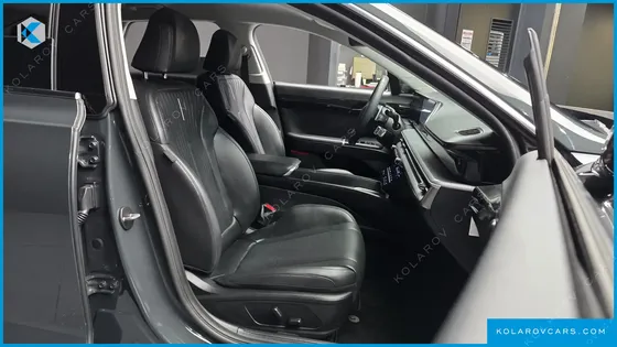HYUNDAI GRANDEUR PREMIUM