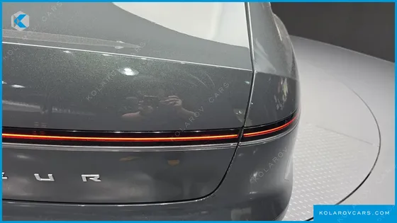 HYUNDAI GRANDEUR PREMIUM