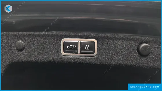 HYUNDAI GRANDEUR PREMIUM