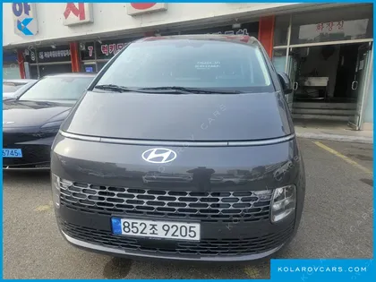 HYUNDAI STARIA L3.5 CARGO 5-SEATER