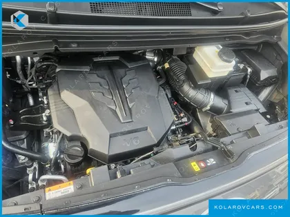HYUNDAI STARIA L3.5 CARGO 5-SEATER
