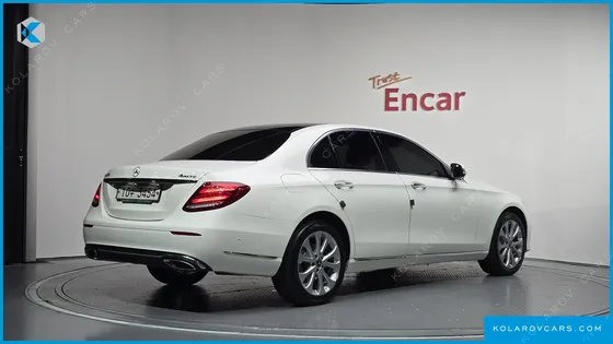 MERCEDES E-CLASS E300 4MATIC EXCLUSIVE