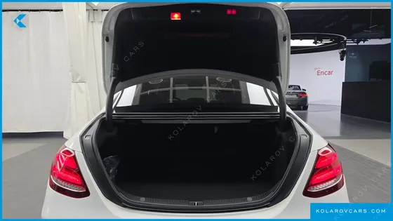 MERCEDES E-CLASS E300 4MATIC EXCLUSIVE