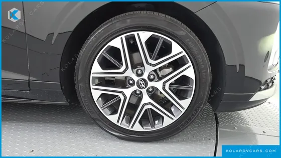 HYUNDAI GRANDEUR PREMIUM