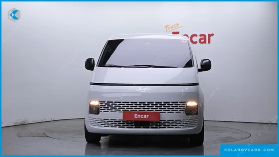 HYUNDAI STARIA TOURER 11-SEATER