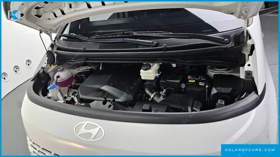 HYUNDAI STARIA TOURER 11-SEATER