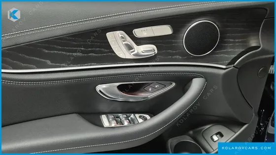 MERCEDES E-CLASS E220D 4MATIC AMG LINE