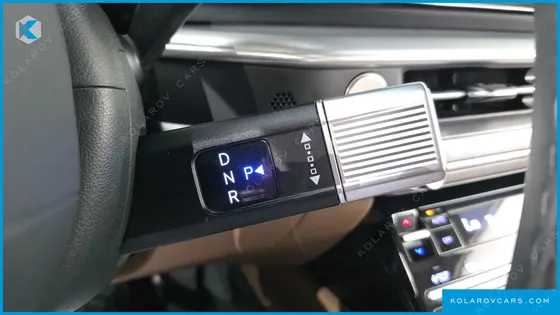 HYUNDAI GRANDEUR PREMIUM
