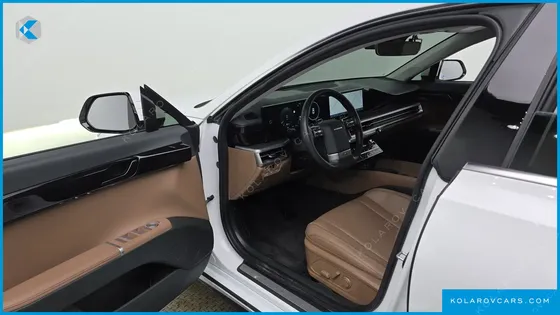 HYUNDAI GRANDEUR PREMIUM