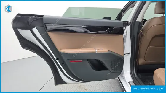 HYUNDAI GRANDEUR PREMIUM