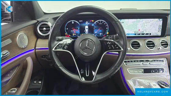 MERCEDES E-CLASS E300E 4MATIC EXCLUSIVE