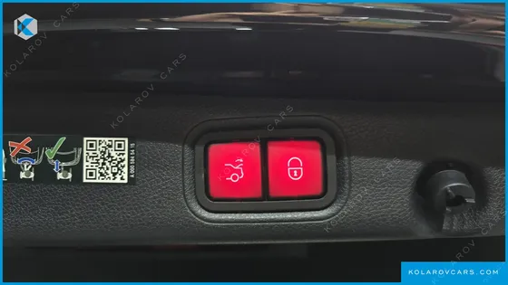 MERCEDES E-CLASS E300E 4MATIC EXCLUSIVE