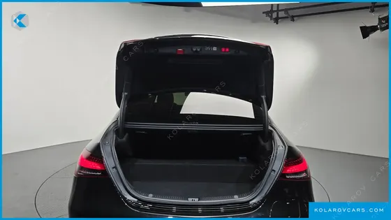 MERCEDES E-CLASS E300E 4MATIC EXCLUSIVE