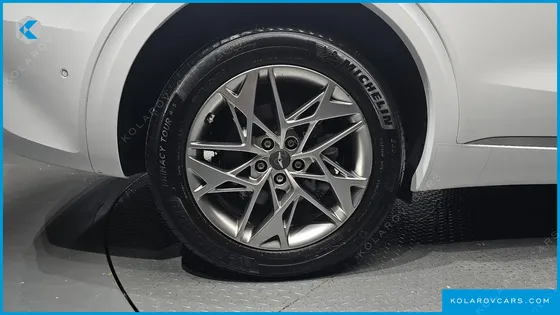 GENESIS GV70 2.5T GASOLINE 2WD