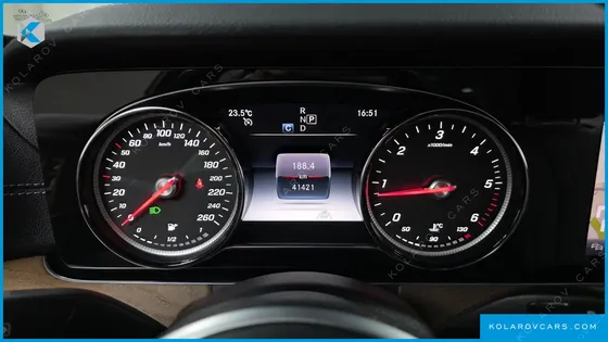 MERCEDES E-CLASS E220D 4MATIC EXCLUSIVE