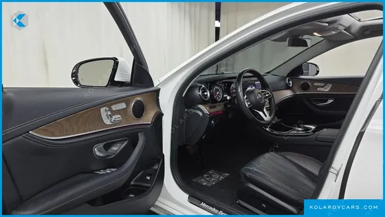 MERCEDES E-CLASS E220D 4MATIC EXCLUSIVE