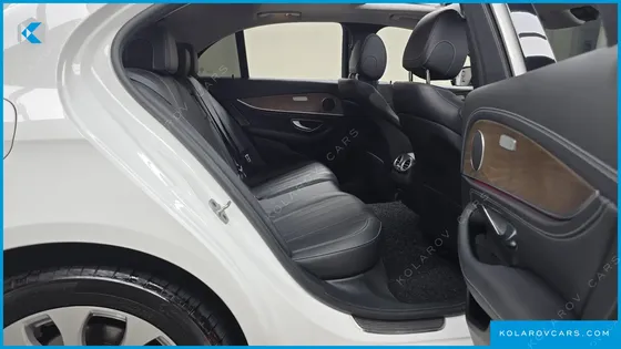 MERCEDES E-CLASS E220D 4MATIC EXCLUSIVE