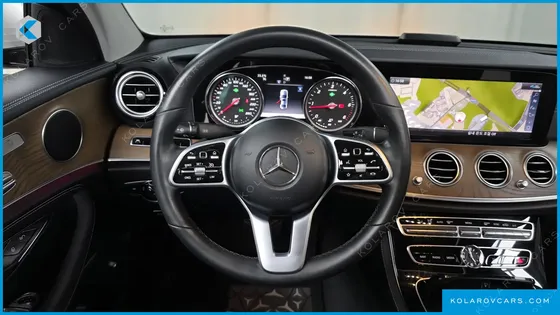 MERCEDES E-CLASS E220D 4MATIC EXCLUSIVE