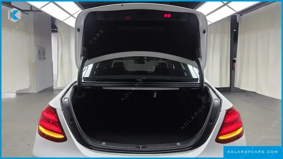 MERCEDES E-CLASS E220D 4MATIC EXCLUSIVE