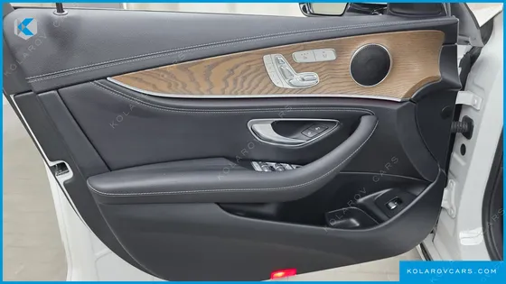 MERCEDES E-CLASS E220D 4MATIC EXCLUSIVE
