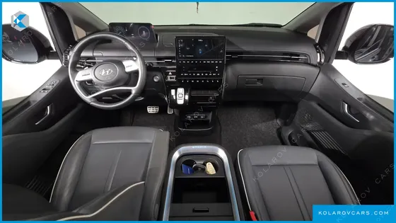 HYUNDAI STARIA L3.5 LOUNGE 9-SEATER