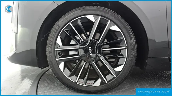 KIA K8 SIGNATURE