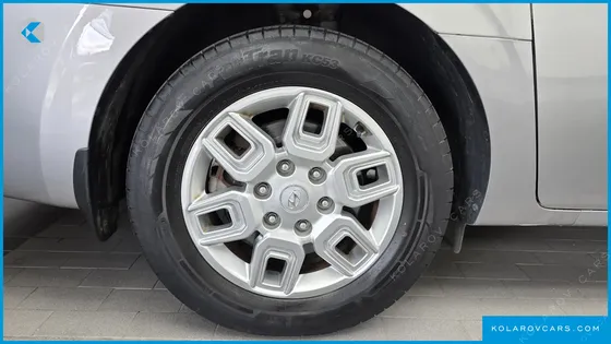 HYUNDAI STARIA TOURER 11-SEATER