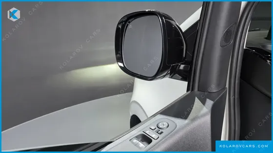 HYUNDAI STARIA HEV 1.6 LOUNGE 9-SEATER
