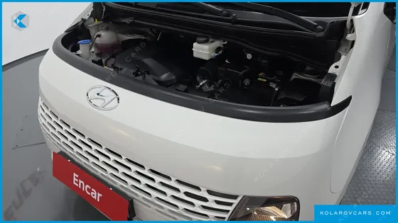 HYUNDAI STARIA TOURER 11-SEATER