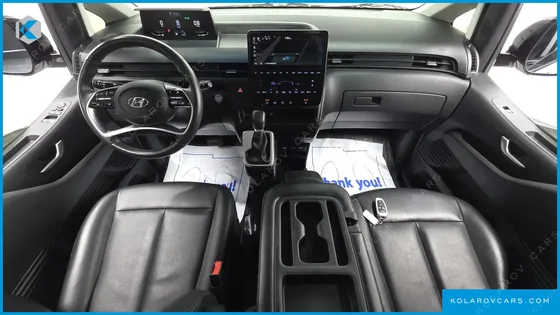 HYUNDAI STARIA TOURER 11-SEATER