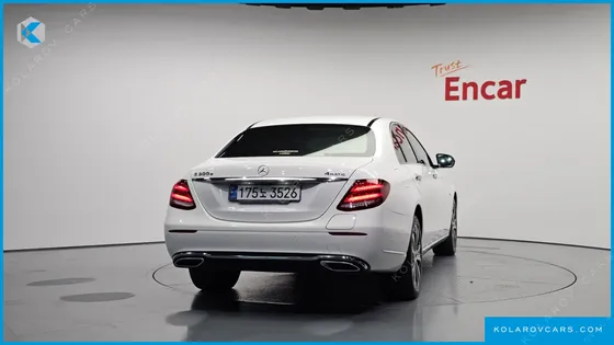 MERCEDES E-CLASS E300E 4MATIC EXCLUSIVE