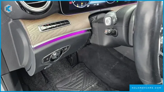 MERCEDES E-CLASS E300E 4MATIC EXCLUSIVE