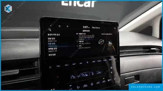 HYUNDAI STARIA TOURER 11-SEATER