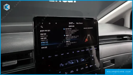 HYUNDAI STARIA TOURER 11-SEATER