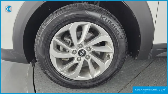 HYUNDAI TUCSON DIESEL 1.7 2WD
