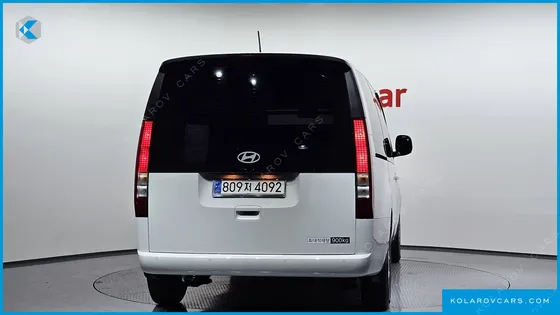 HYUNDAI STARIA CARGO 3-SEATER